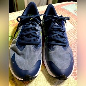 Nike air zoom pre owned size 8